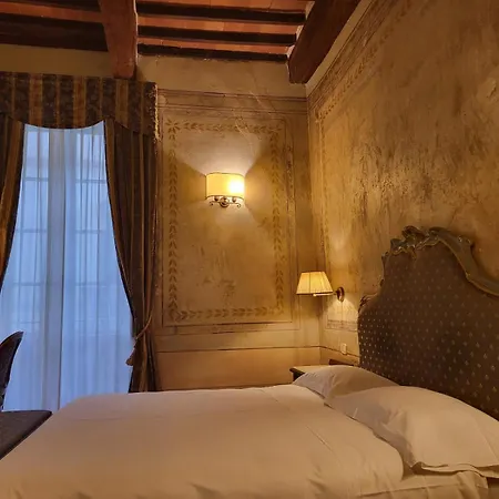 Hotel Logge Dei Mercanti-2